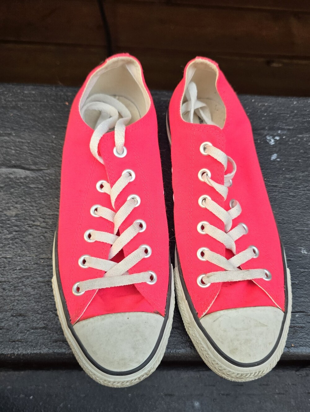 Converse Chuck Taylor All Star Low-Top Sneakers Hot Pink